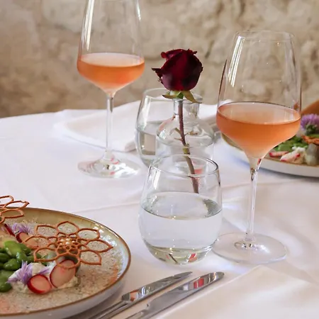 Bed and Breakfast Pax Et D'hotes De Charme - Charming 4*