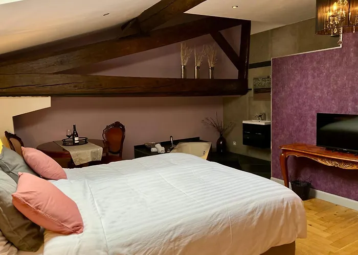 Pax Et D'hotes De Charme - Charming 4* Mazerolles-du-Razes